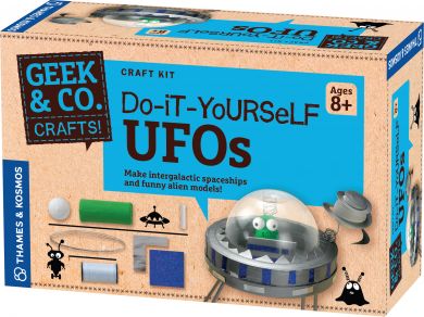 Geek & Co Crafts: Do-It-Yourself UFOs